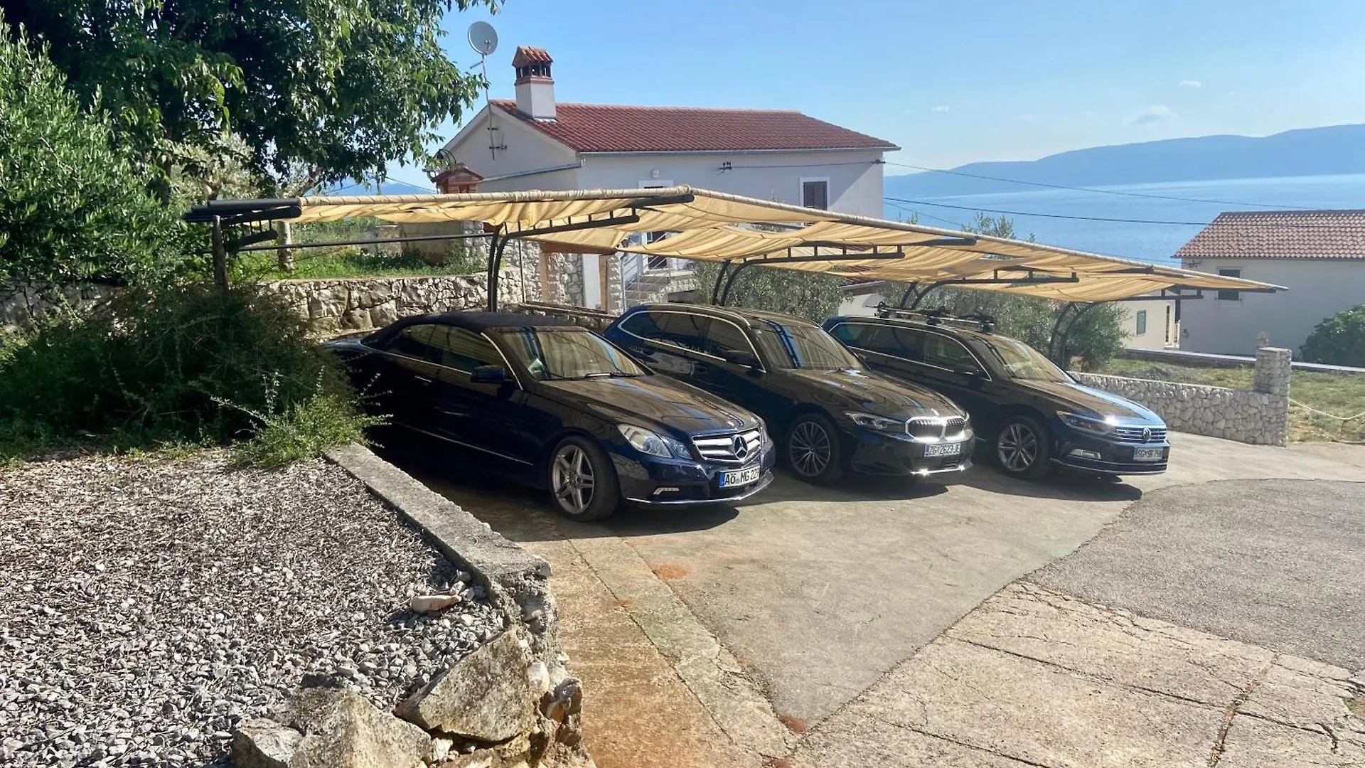 Apartments Villa Iva Ravni 0*,  Kroatien