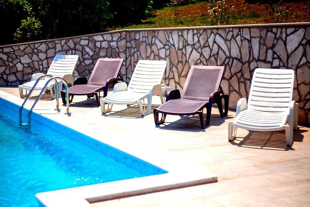 Apartments Villa Iva Ravni